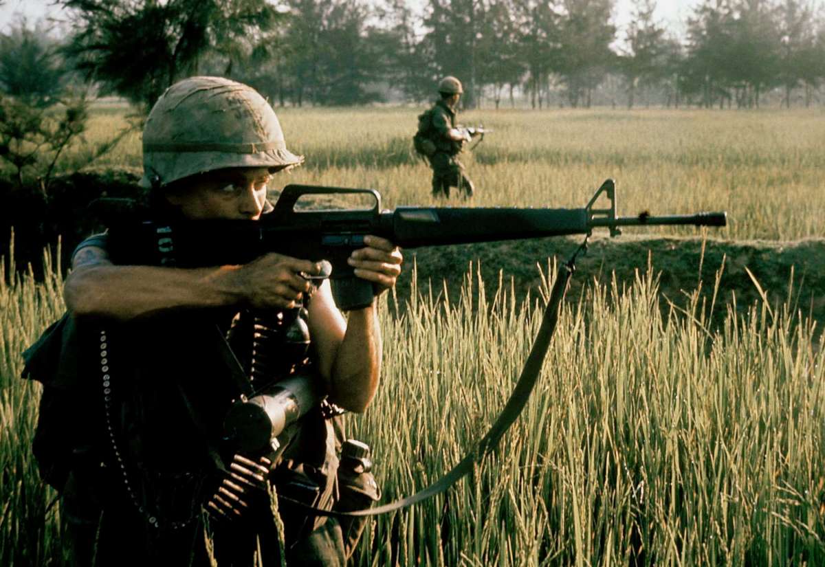 m16 rifle w/ US soldier vietnam war