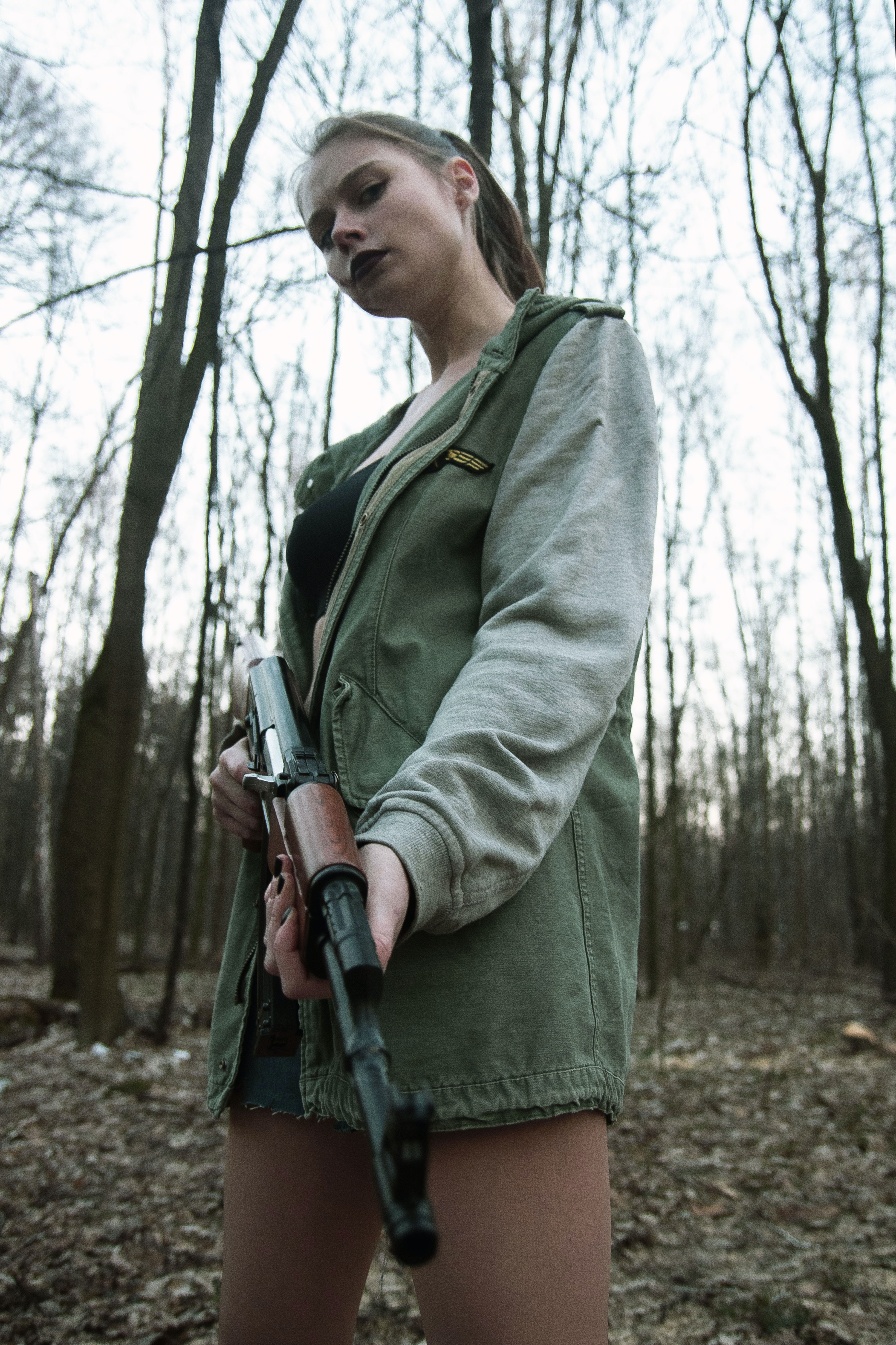 girl with AK rifle